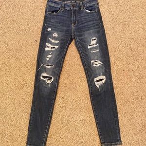 american eagle blue riped jeans 💙